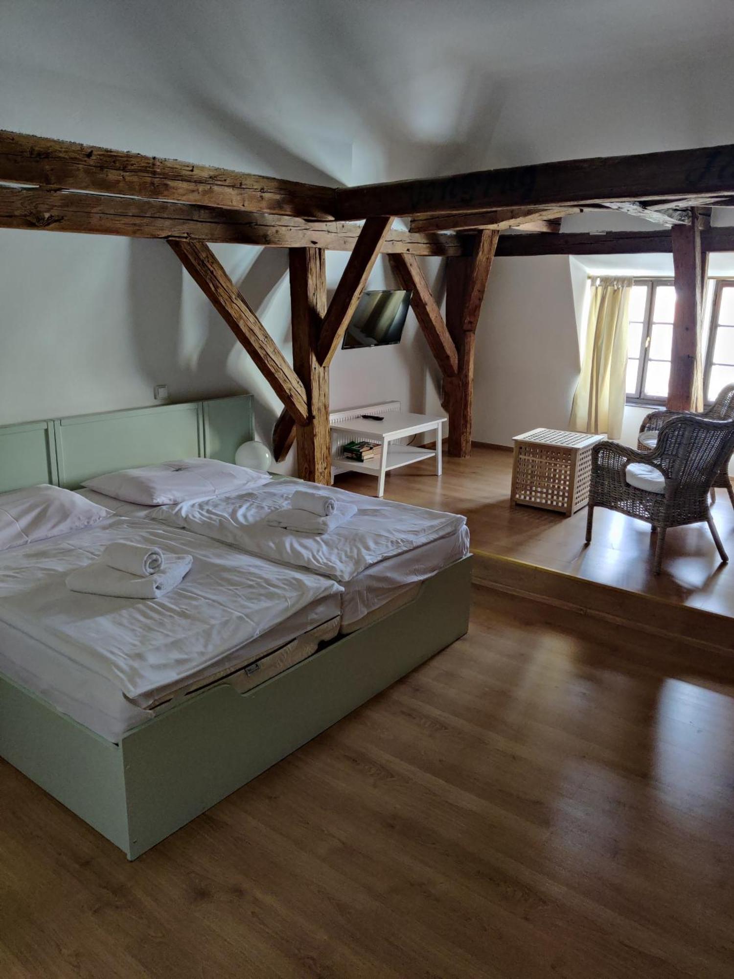 Hotel Celerin 텔치 외부 사진