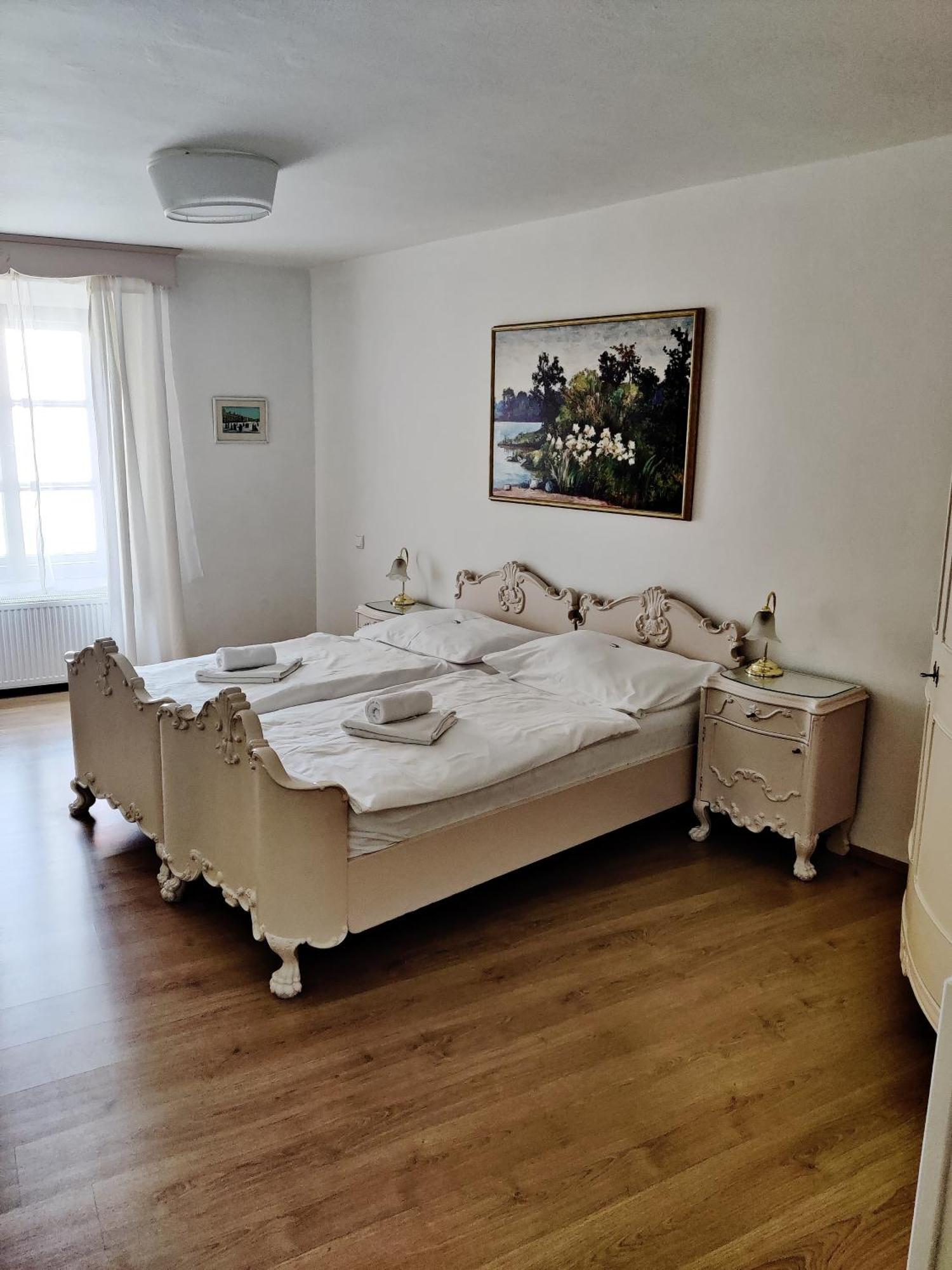 Hotel Celerin 텔치 외부 사진