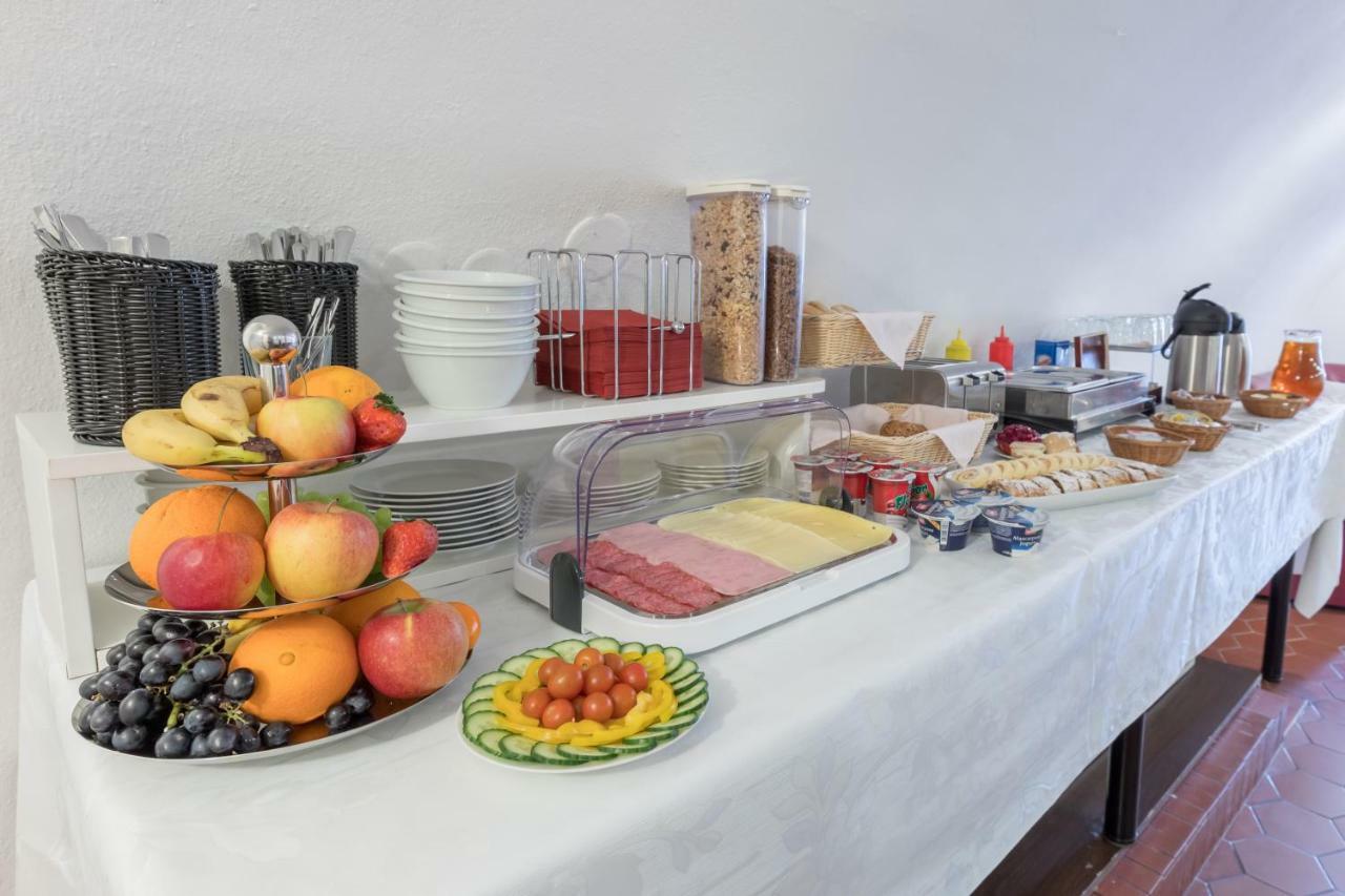 Hotel Celerin 텔치 외부 사진
